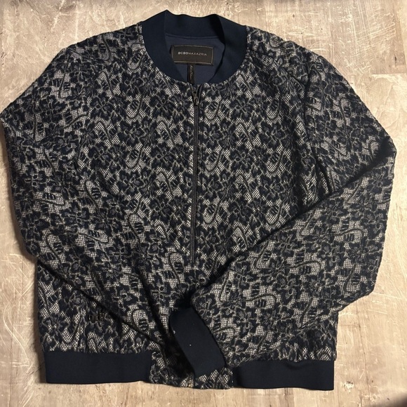 BCBGMaxAzria Jackets & Blazers - BCBGMaxAzria Blue and Gray Lace Textured Floral Bomber Jacket